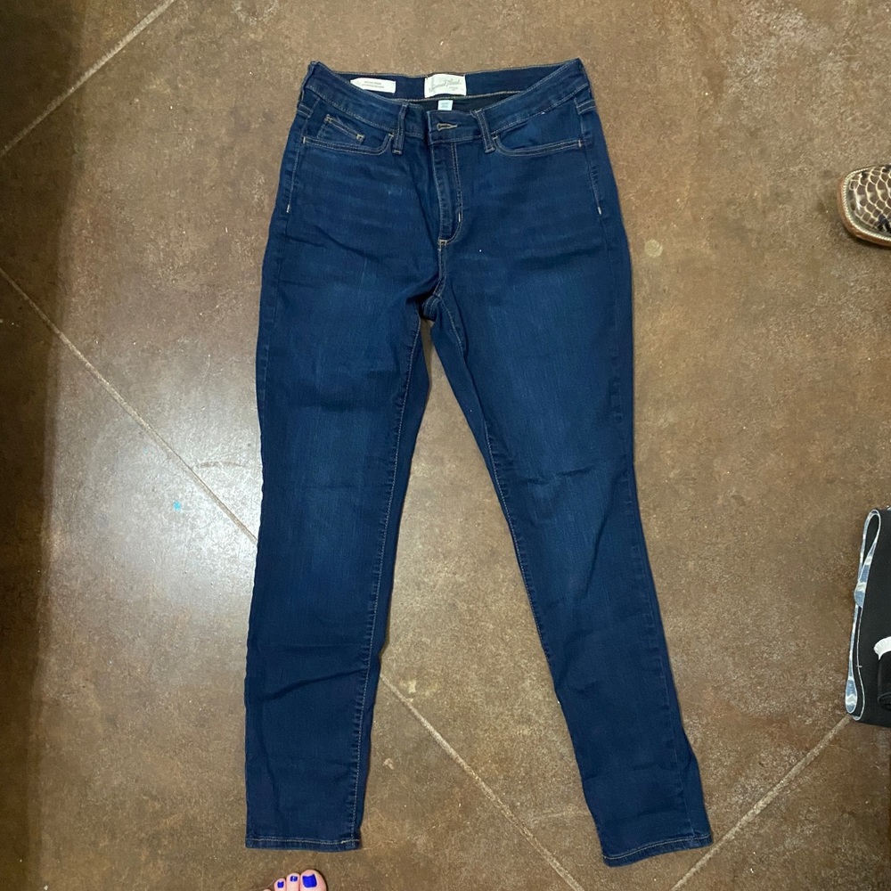 Universal thread jeans